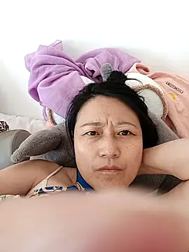 Snapshot of meiNv79 chatting on 12-03-25, 05:37 meiNv79 online show from 12-03-25, 05:37