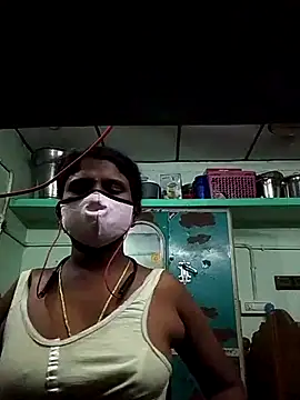 Couple1114 online show from 11-13-25, 04:28