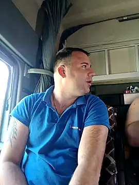 Chubbytop454 online show from 12-19-25, 03:19