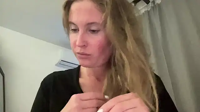 Ameli8 online show from 11-14-25, 05:44