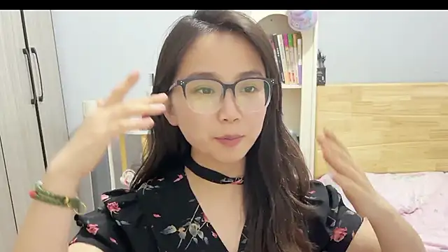 Hmm 0303 online show from 02-28-26, 03:46