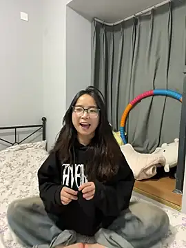 Hmm 0303 online show from 04-05-26, 04:48