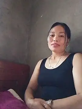 Karen china online show from 11-23-25, 09:53