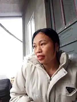 Karen china online show from 12-05-25, 12:30