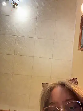 EveLunny online show from 02-16-26, 11:34