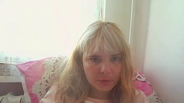 HornyElena online show from 04-25-26, 02:36