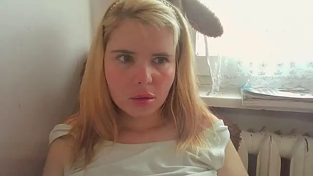 HornyElena online show from 06-05-26, 03:29