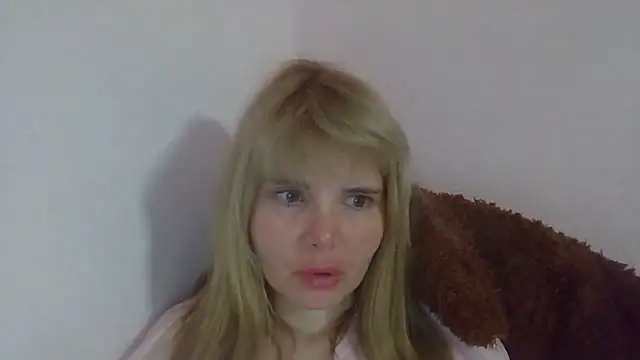HornyElena online show from 07-28-26, 08:52