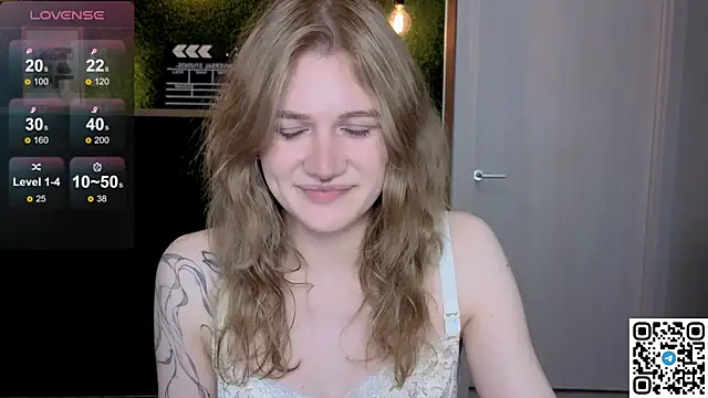 Snapshot of eshleeygreen chatting on 05-12-26, 09:23 eshleeygreen online show from 05-12-26, 09:23