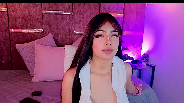  ViolletteNoir  online show from 11-16-25, 08:03