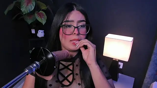 Amy whittee online show from 03-20-26, 04:06