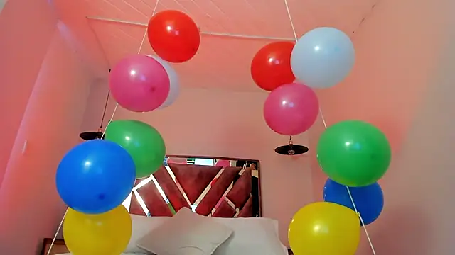 Juliette Leroyy online show from 03-31-26, 07:36