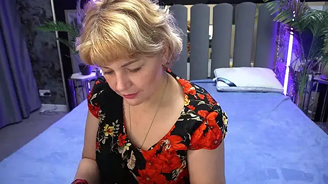 Snapshot of AmaraNights chatting on 11-12-25, 08:19 AmaraNights online show from 11-12-25, 08:19