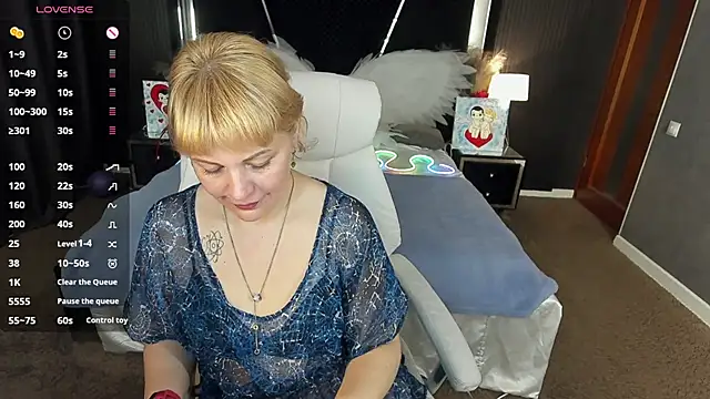 AmaraNights online show from 03-12-26, 07:53