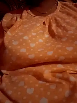 Snapshot of angelboudi0592 chatting on 11-16-25, 12:44 angelboudi0592 online show from 11-16-25, 12:44