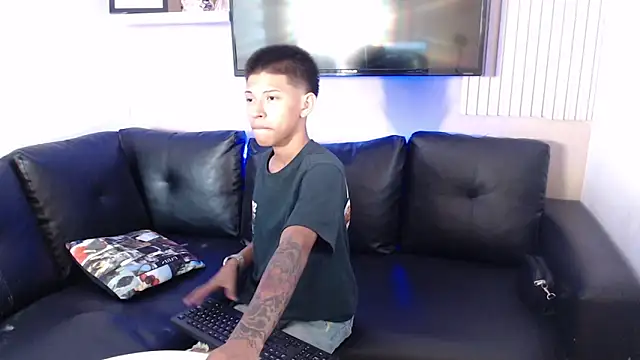 Tessachains 2  online show from 01-09-26, 03:31