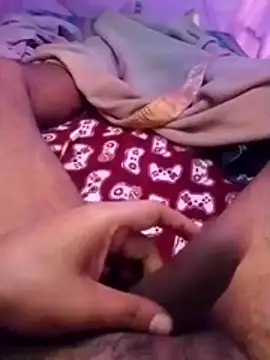 ParlousCarpet online show from 04-15-26, 05:25