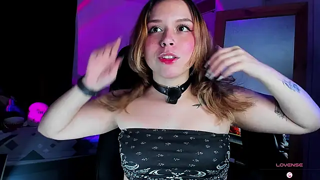 Dubraska Rubio online show from 11-25-25, 05:18