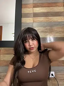 Snapshot of LoliitaBennett chatting on 02-20-26, 03:03 LoliitaBennett online show from 02-20-26, 03:03