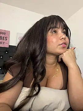 Snapshot of LoliitaBennett chatting on 03-06-26, 02:30 LoliitaBennett online show from 03-06-26, 02:30