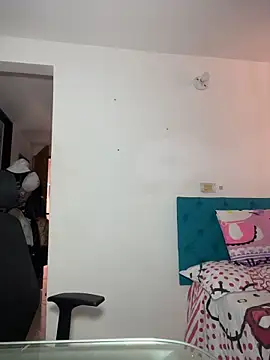 Snapshot of Melody_Spencer26 chatting on 12-15-25, 06:01 Melody Spencer26 online show from 12-15-25, 06:01