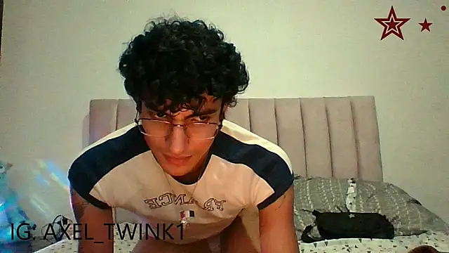 axel love13 online show from 11-15-25, 06:33