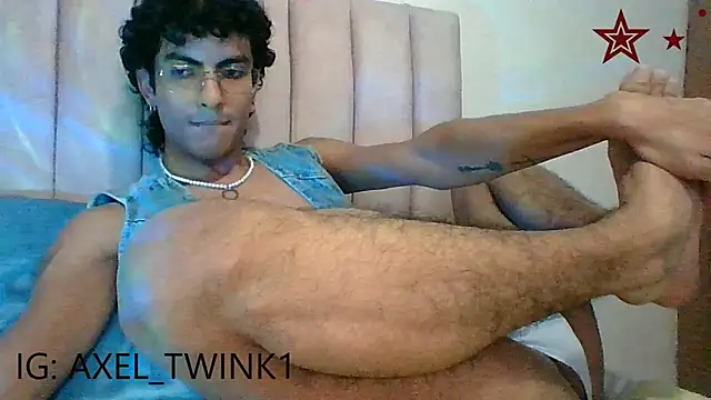 axel love13 online show from 01-15-26, 10:46