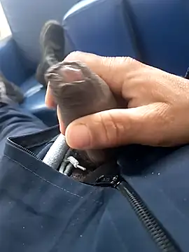 Loquillopajero online show from 12-21-25, 11:50