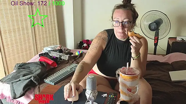 JadeStarUK online show from 04-23-26, 01:29