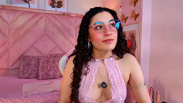 DemiJones  online show from 04-11-26, 05:12