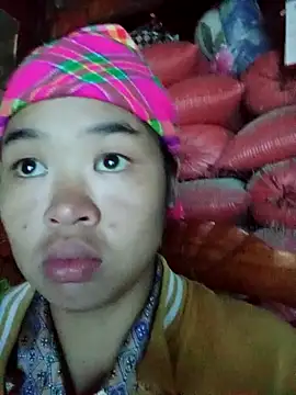 Snapshot of Mabel-122 chatting on 11-10-25, 02:43 Mabel-122 online show from 11-10-25, 02:43