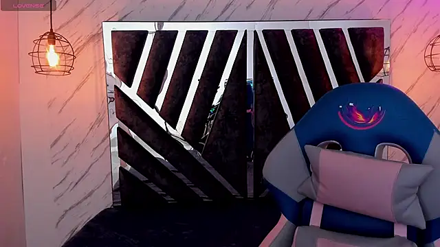 Snapshot of Dulcinea77_ chatting on 11-10-25, 07:57 Dulcinea77 online show from 11-10-25, 07:57