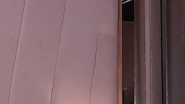 LannyShell online show from 04-12-26, 10:42