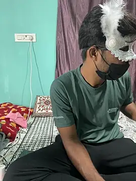 leenaboyxh online show from 11-29-25, 04:21