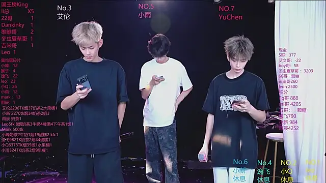 AAA-winner online show from 06-10-26, 02:45