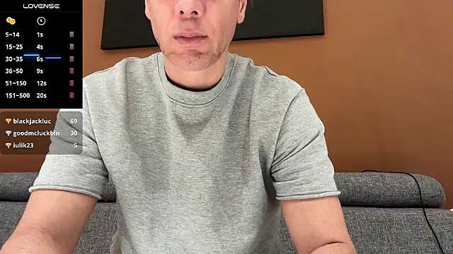 Snapshot of marcoo_x chatting on 11-28-25, 08:39 marcoo x online show from 11-28-25, 08:39