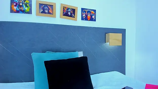 Andhrea Vale online show from 03-05-26, 12:12