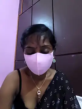 Snapshot of siritelugubutterfly chatting on 11-11-25, 09:42 siritelugubutterfly online show from 11-11-25, 09:42