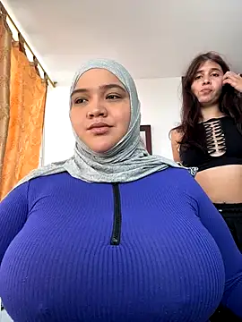 sweetmuslim01 online show from 10-20-25, 03:56