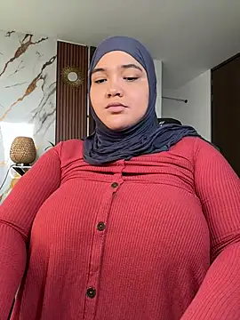 Snapshot of sweetmuslim01 chatting on 07-08-26, 09:19 sweetmuslim01 online show from 07-08-26, 09:19