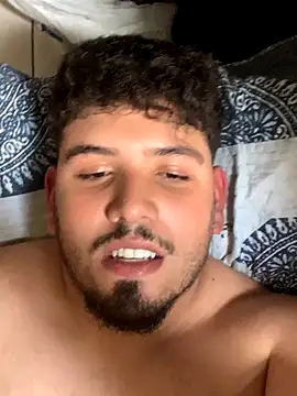 Snapshot of Bbbtro chatting on 12-03-25, 05:33 Bbbtro online show from 12-03-25, 05:33