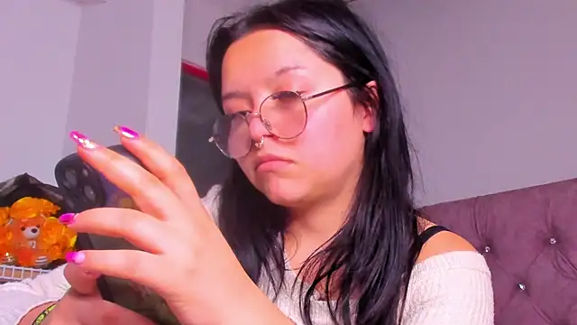 amy  a online show from 04-24-26, 06:27