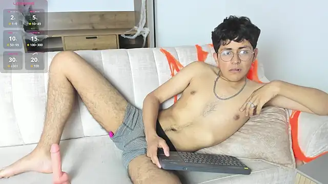 Snapshot of LustyGuy18 chatting on 11-07-25, 10:21 LustyGuy18 online show from 11-07-25, 10:21