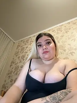 Snapshot of barbs_boobs chatting on 11-07-25, 03:34 barbs boobs online show from 11-07-25, 03:34