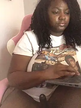 Snapshot of Fxncymuse chatting on 02-09-26, 07:40 Fxncymuse online show from 02-09-26, 07:40