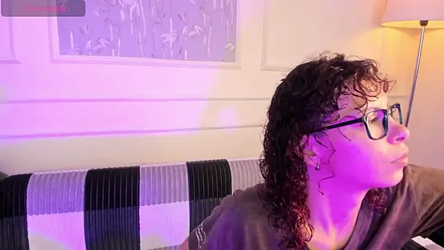 AliceMadnes online show from 03-28-26, 12:27