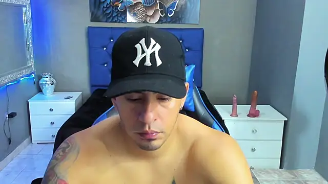 Snapshot of TeylorTompson chatting on 11-07-25, 12:49 TeylorTompson online show from 11-07-25, 12:49