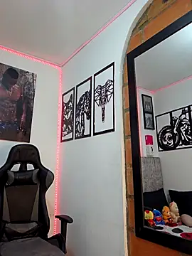 MIKE KILIANjs online show from 04-21-26, 01:39