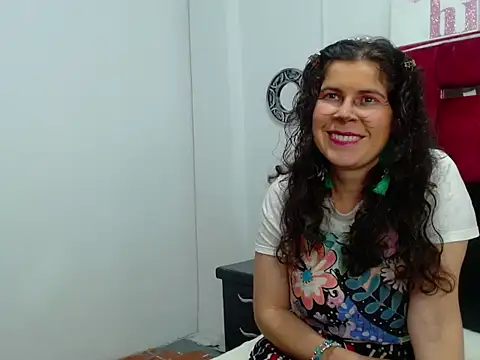 Snapshot of AubreyJoy chatting on 11-10-25, 07:24 AubreyJoy online show from 11-10-25, 07:24