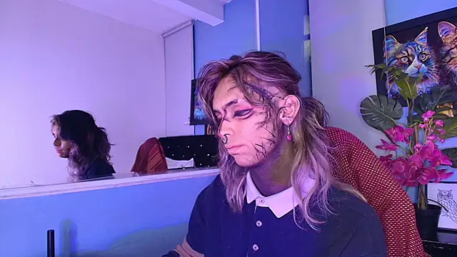 luxiel  online show from 11-14-25, 10:51